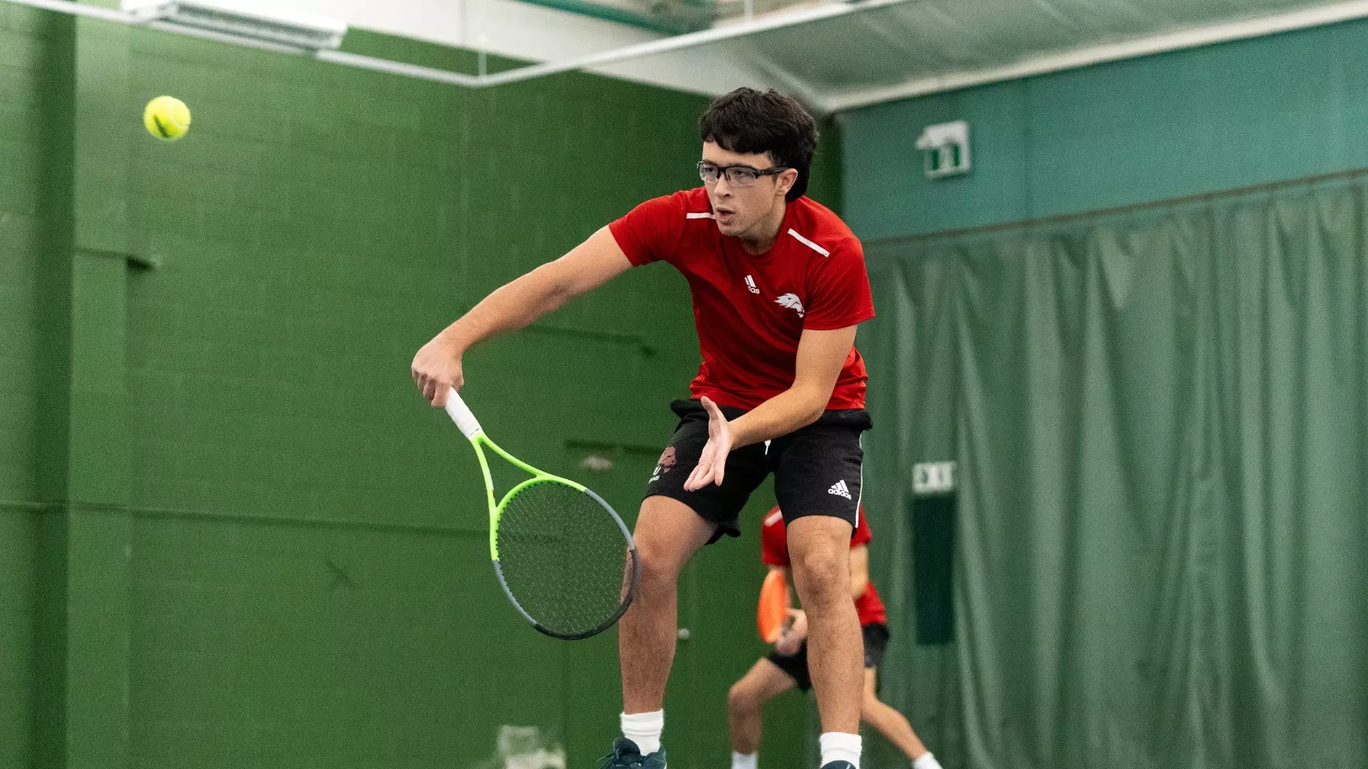 BANNER SEASON: THANKSGIVING TABLE SET FOR MEDAL MATCHES AT
OUA TENNIS CHAMPIONSHIPS