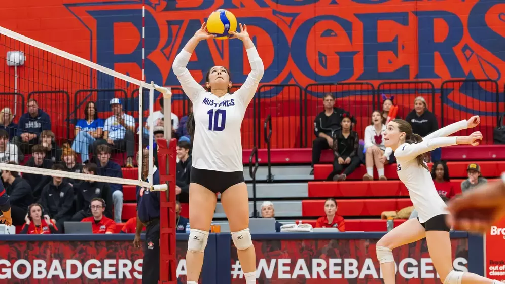 Mustangs split the weekend against Brock