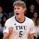 SPARTANS GET FOUR SET WIN OVER CALGARY DINOS