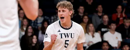 SPARTANS GET FOUR SET WIN OVER CALGARY DINOS