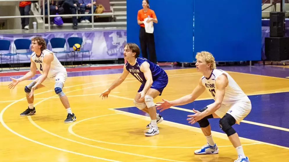 Mustangs Lose Both Games Against Lancers