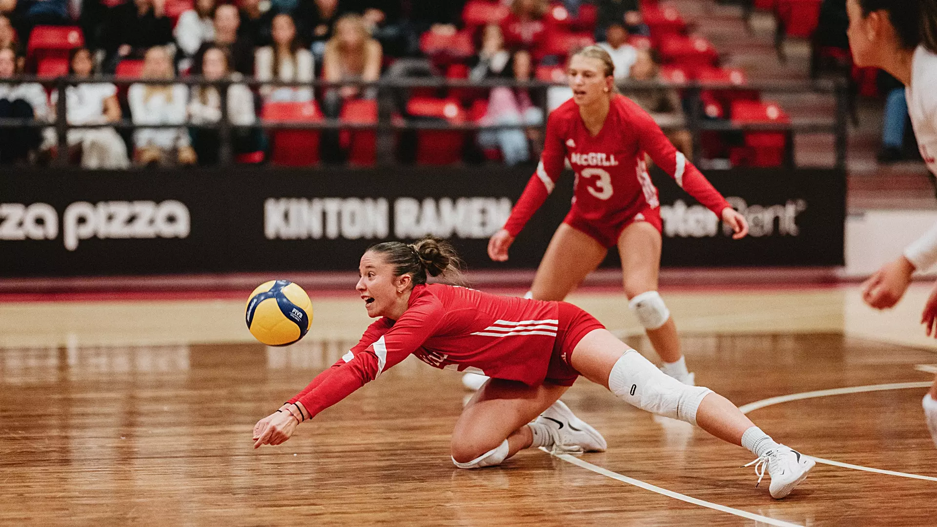 Martlets close semester with encouraging performance in
setback against No.5 ranked Laval