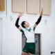 MEN’S VOLLEYBALL: Lakers lose two close matches to U of
T