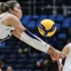 WVB: Regina Claims Four-Set Victory Over MRU in
Calgary