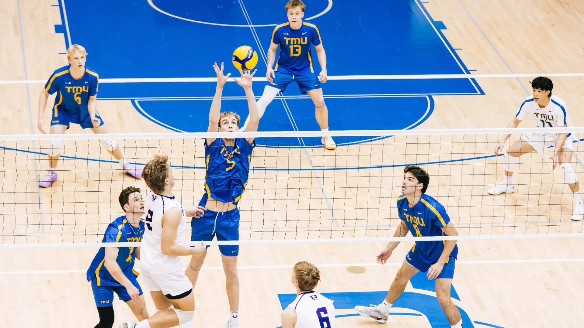 Bold Fall to Mustangs in Five-Set Thriller