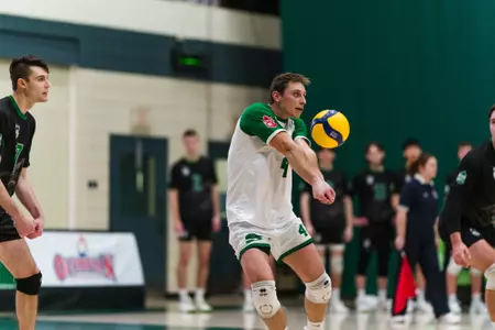 Thunderbirds Take Series Opener Against Huskies