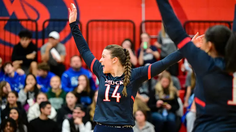U SPORTS Top 10: Women’s volleyball ranks No. 6, men’s
basketball rises up to No. 9