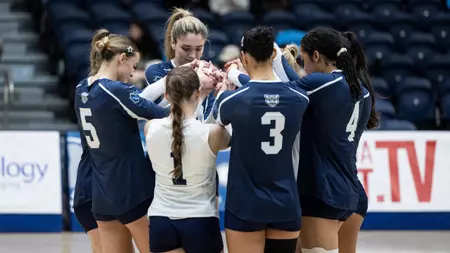 WVB: Winnipeg tops Mount Royal 3–0 to complete weekend
sweep