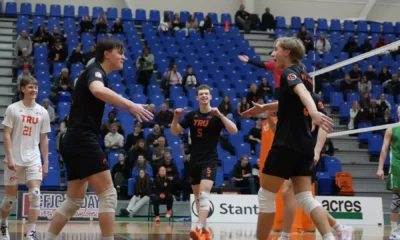WolfPack dominant in straight-sets victory over
Cascades