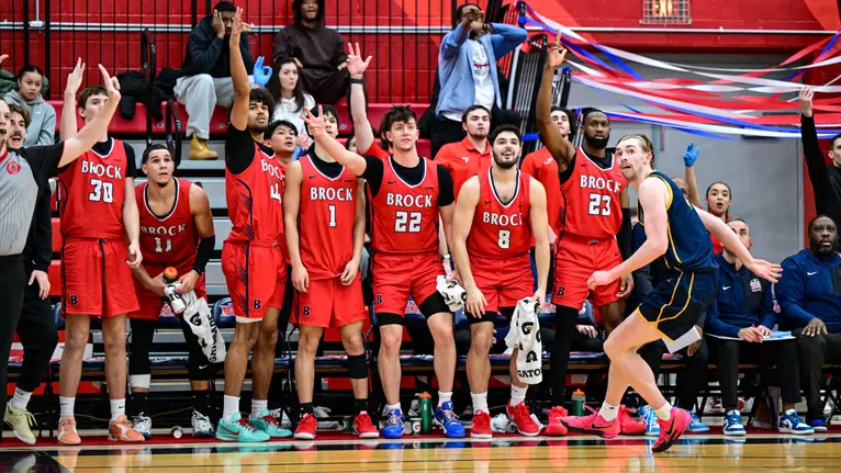 U SPORTS Top 10: Men’s basketball places No. 10, women’s
volleyball sits at No. 7