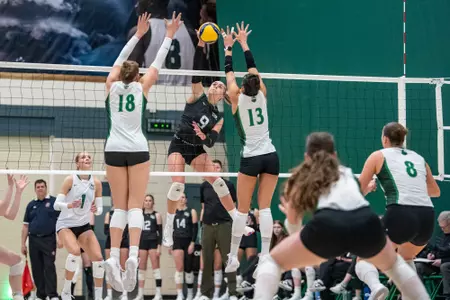 Huskies Battle to the Wire in Five Set Loss to UFV