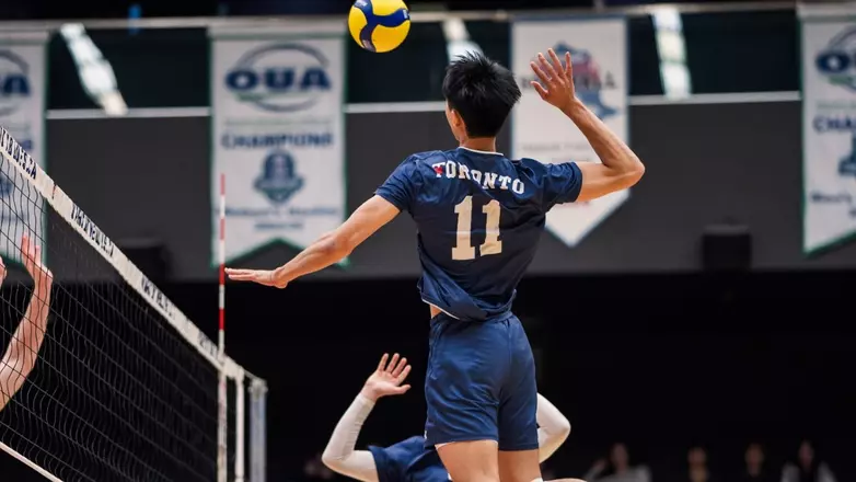 10 STRAIGHT WINS FOR NO. 6 U OF T