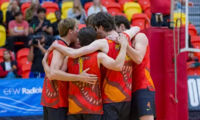 Defence pushes Cougars past Dinos