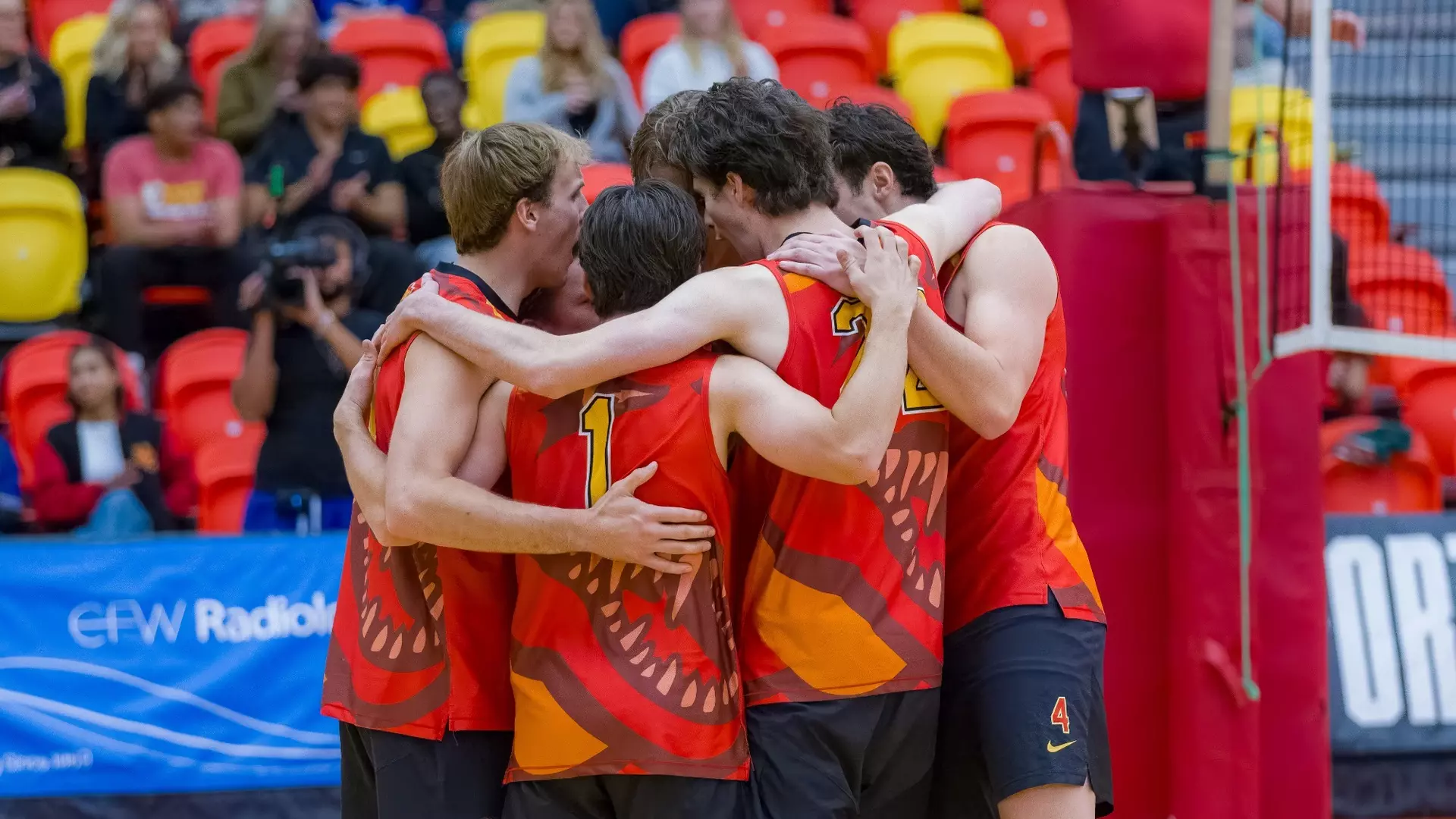 Defence pushes Cougars past Dinos