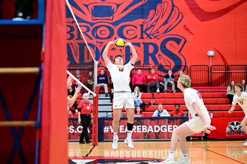 MVB RECAP: Gryphons Push Win Streak to Five With Weekend
Sweep at Brock