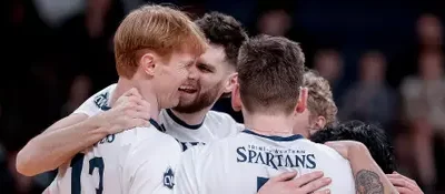 NO. 2 SPARTANS GET WEEKEND SWEEP WITH WIN OVER
HUSKIES