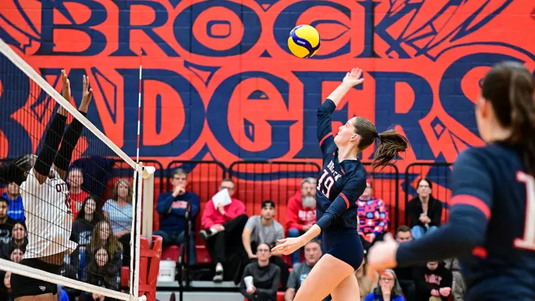No. 4 Badgers cruise to OUA quarterfinal sweep over
Gee-Gees