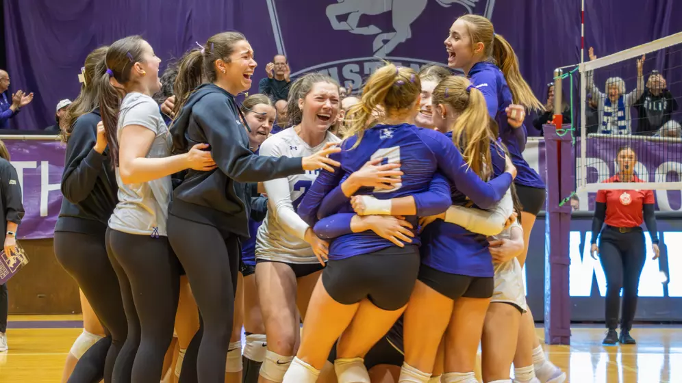 Nyla Tukker has career night and Mustangs move on to OUA
Semi-Final with 3-2 win over Toronto