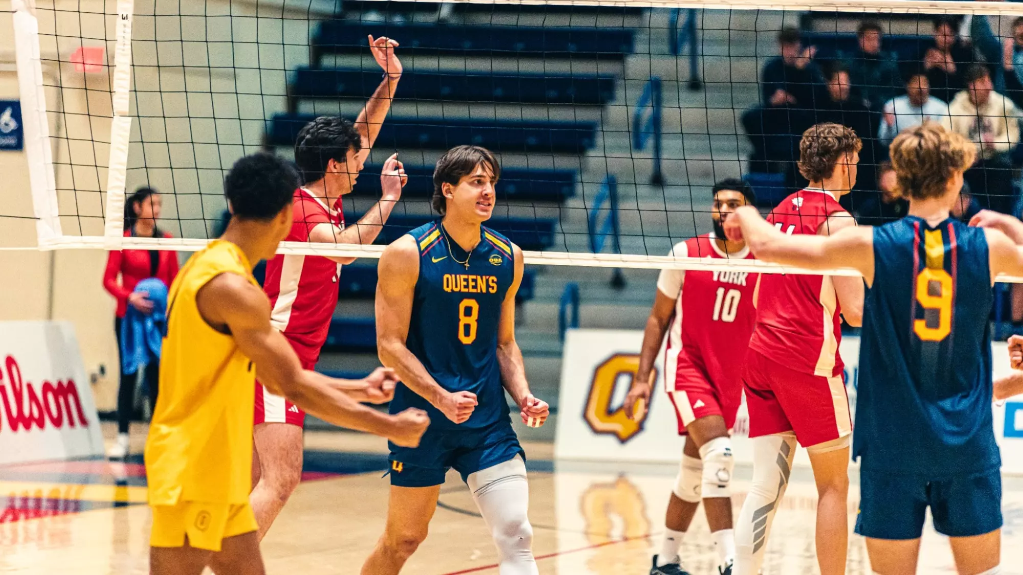 Queen’s Men’s Volleyball tops York Lions in straight sets to
advance to OUA semifinals