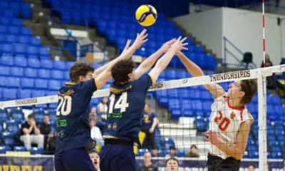 T-Birds outlast Dinos in quarterfinal opener