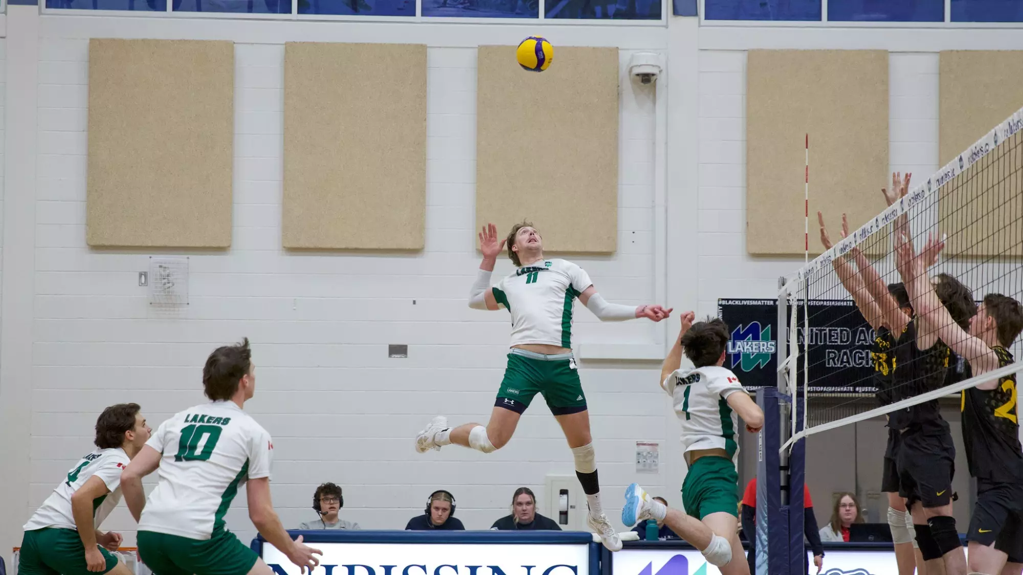 MEN’S VOLLEYBALL: Marc Marchand named OUA Second Team All
Star