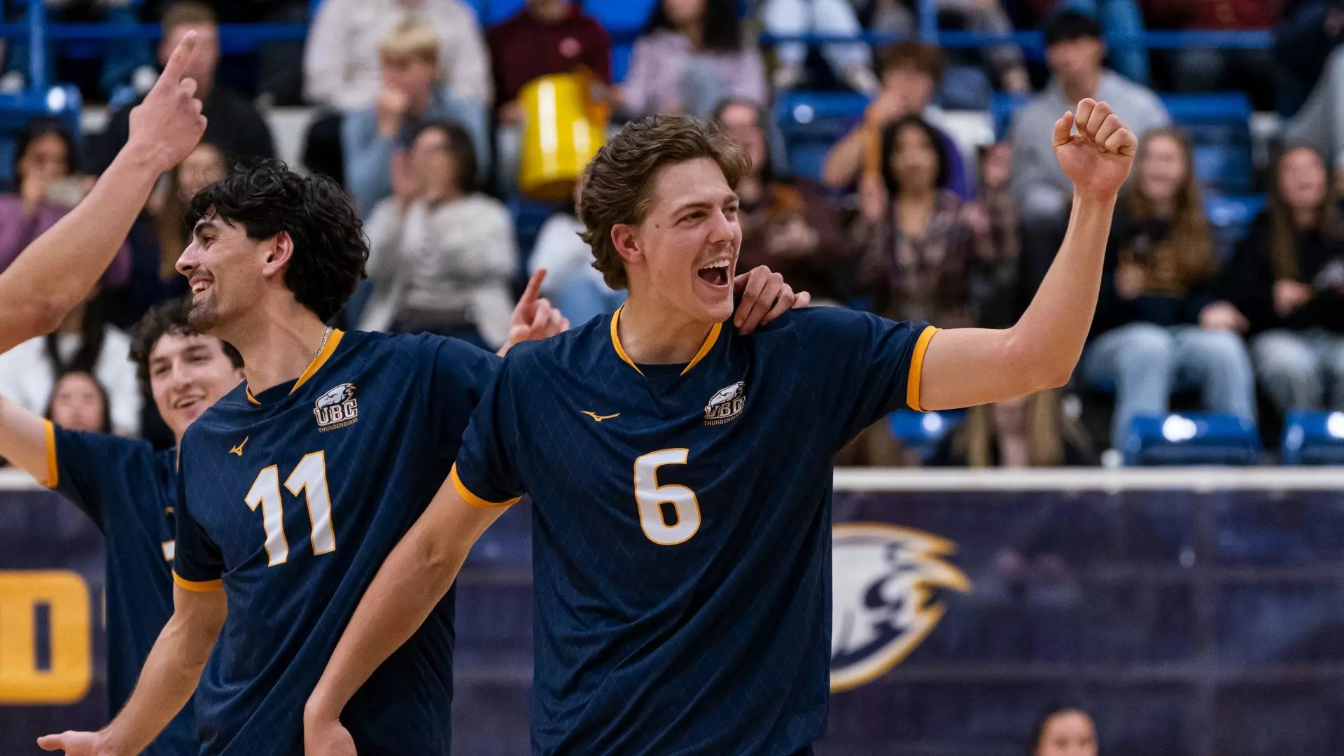 T-Birds open season with straight-sets victory over
Dinos
