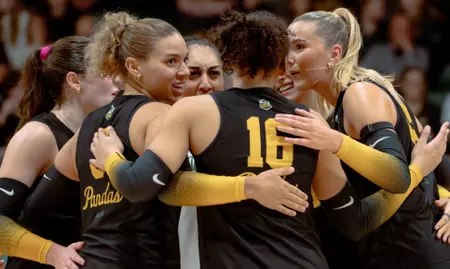 Pandas sweep Regina again to stay perfect